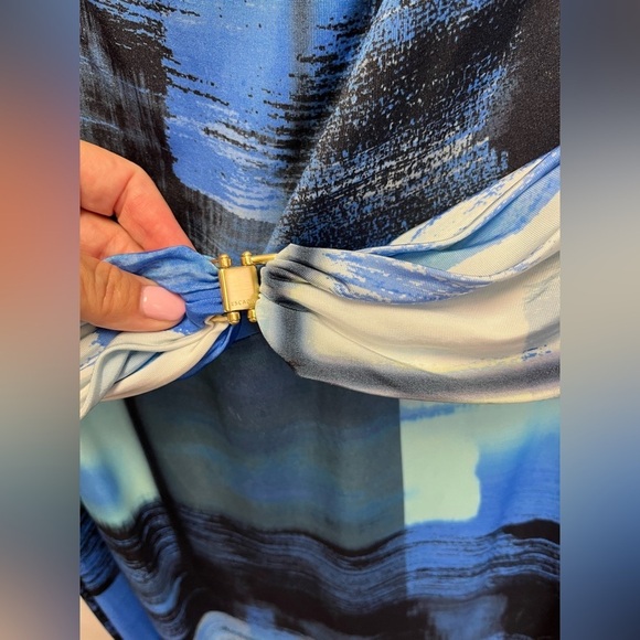 Escada blue watercolor design | size 42 or Large - Picture 4 of 8